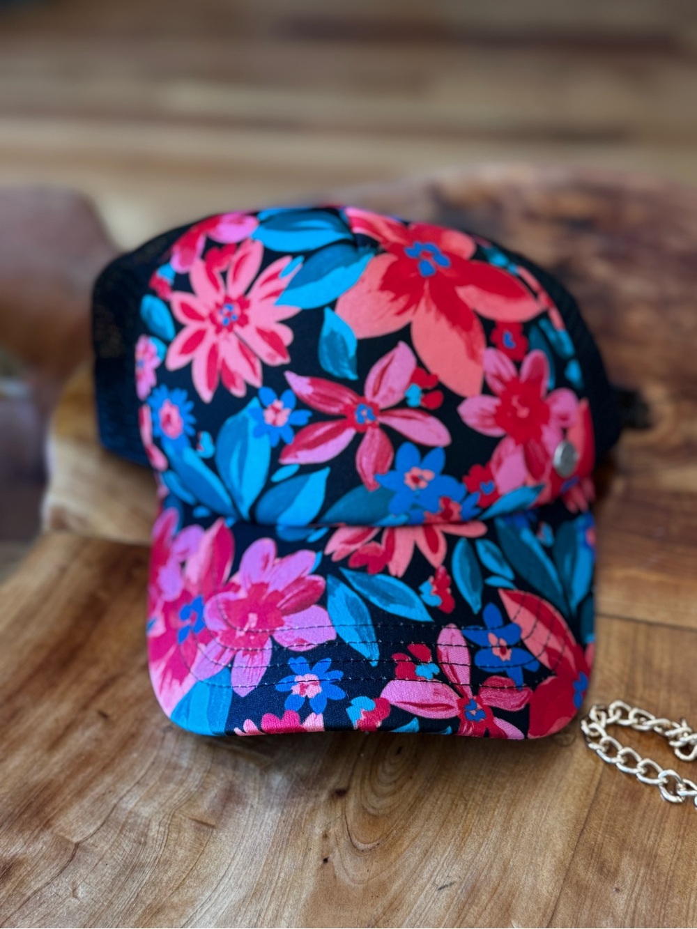 Roxy Women's Water Come Down Trucker hat 🌺💐🌷🌹🌸nwt - Picture 2 of 7
